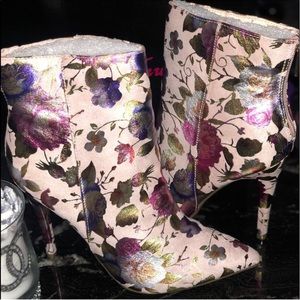 New shoes never worn